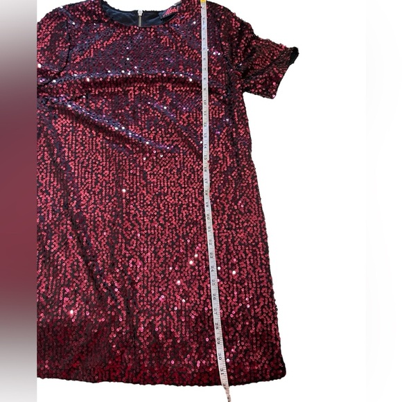 Motel 636 Sally Mae Burgundy Sequined Mini Dress Size Medium - Picture 4 of 10